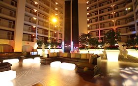 Hotelumiere At The Arch, A Caesars Destination